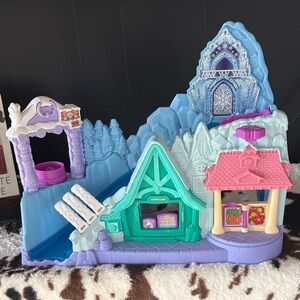 Frozen-Themed Ice Castle Playset